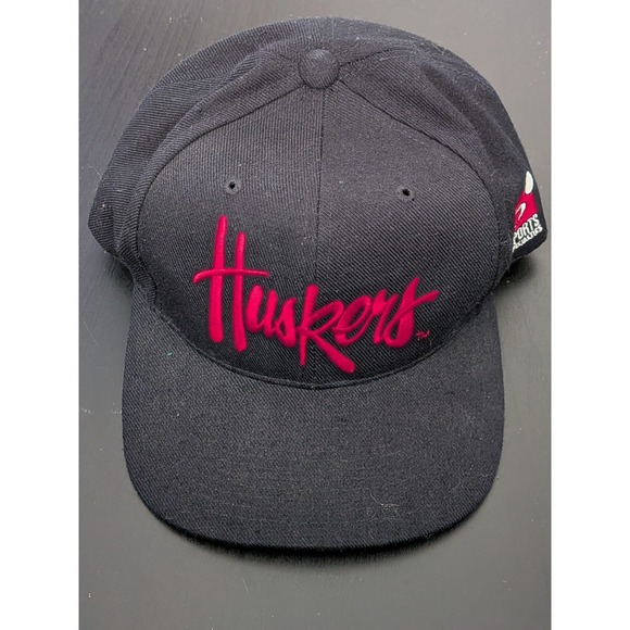Vintage 90sNebraska Cornhuskers Huskers Sports Specialties Script Snapback Hat